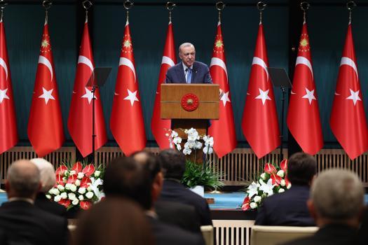 Cumhurbaşkanı Erdoğan: Mevcut anayasanın yeni Türkiye'yi taşıması mümkün değildir