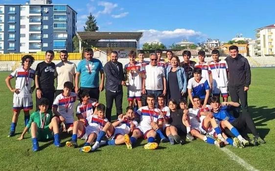Osmaniye Akdeniz FK, bölge şampiyonu oldu