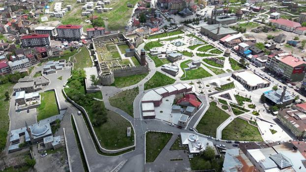 Erzurum Kalesi'nin çevresi müzelerle donatılacak