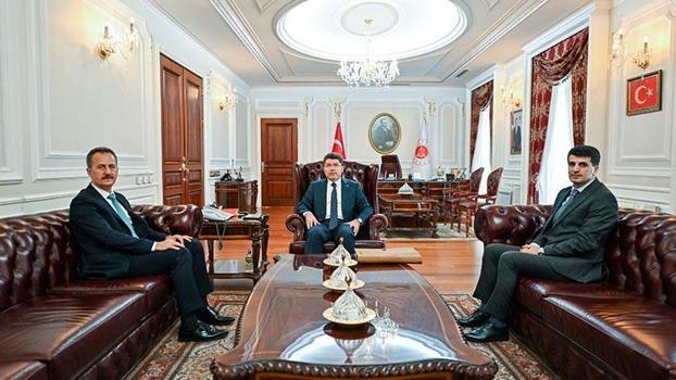 Bakan Tunç, Savunma Sanayii Başkanı Görgün ile görüştü