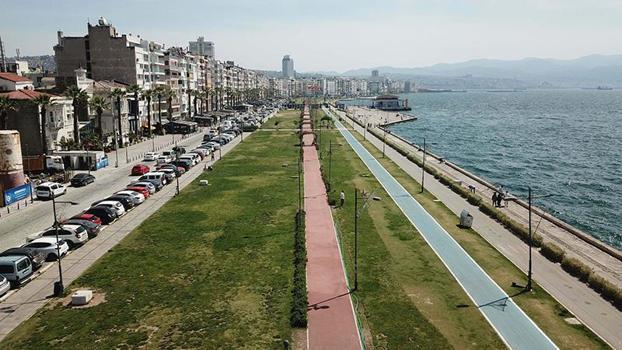 İzmir'de sıcak hava bunaltı; Kordon boş kaldı
