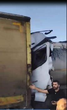 TIR'a arkadan çarpan tankerin şoförü ağır yaralandı