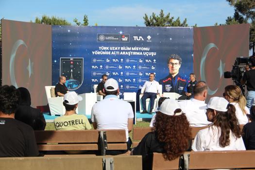 Bakan Kacır: Türkiye'nin 2'nci astronotu Atasever, 7 bilimsel deney yapacak (2)