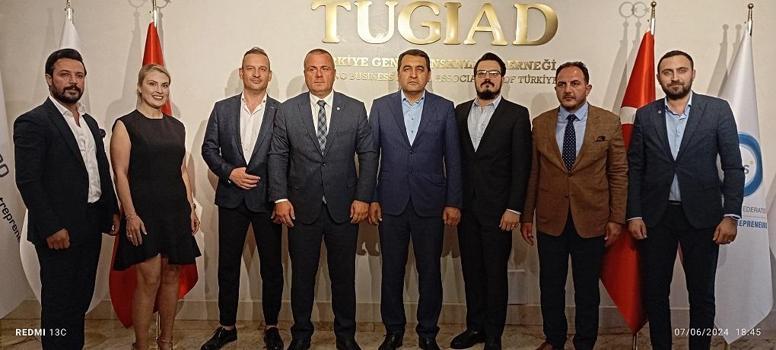 Özbekistan Fergana Valisi Hayrullo Bozarov TÜGİAD’ı ziyaret etti