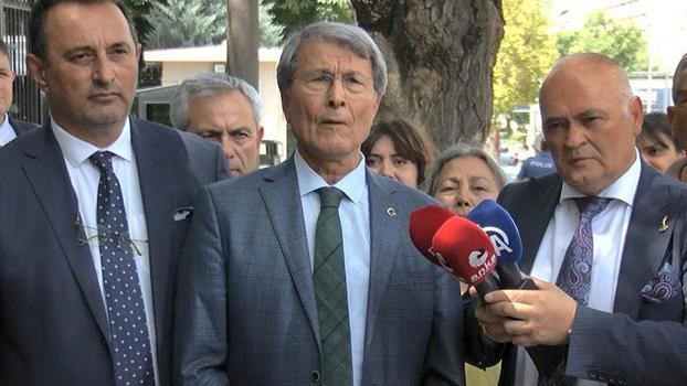 Yusuf Halaçoğlu, Kutlu Parti'nin kuruluş dilekçesini İçişleri Bakanlığı'na teslim etti