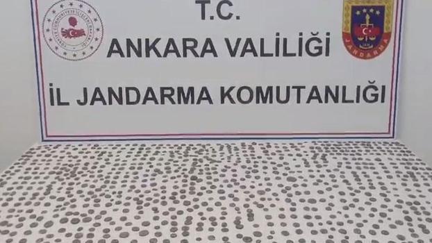 Ankara'da Roma dönemine ait bin 100 sikke ele geçirildi