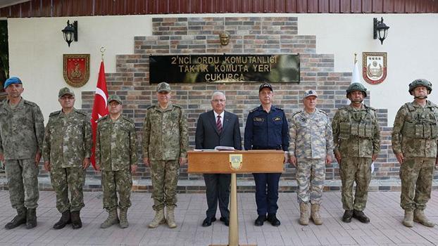 Bakan Güler, Hakkari Çukurca 2’nci Hudut Tugay Komutanlığını ziyaret etti