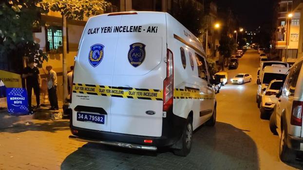 İstanbul - Sultangazi'de tekel bayisine bıçaklı saldırı: 2 yaralı