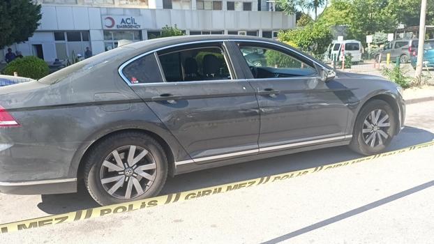 ‘Dur’ ihtarına uymayan otomobile polis ateş açtı; 1 kişi yaralandı, 2 gözaltı