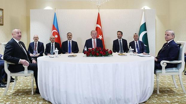 Cumhurbaşkanı Erdoğan, Türkiye-Azerbaycan-Pakistan üçlü görüşmesine katıldı