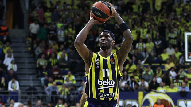 Fenerbahçe Beko, Nigel Hayes-Davis ile 3 yıllık sözleşme yeniledi