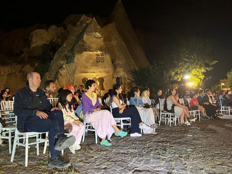 Kapadokya'da, Türk ve Rus müzikleri ile konser verildi