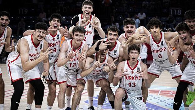 17 Yaş Altı Erkek Basketbol Milli Takımı, dünya üçüncüsü oldu