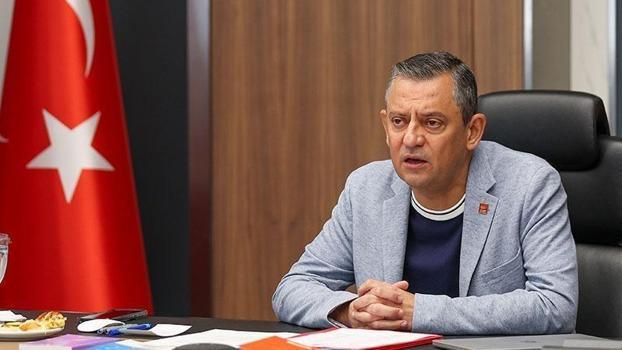 Özgür Özel: Yeni mezun teğmenlerin siyasi hesaplara alet edilmesini kınıyorum