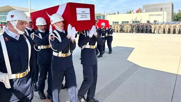 Tunceli’de kazada şehit olan 4 asker, törenle memleketlerine uğurlandı