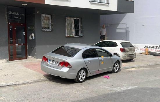 Mersin'de otomobile silahlı saldırı: 1 ölü, 1 yaralı