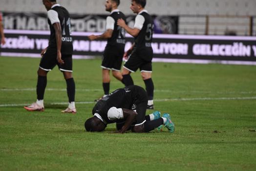 Manisa Futbol Kulübü - Yeni Malatyaspor: 5-1