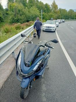 Hafif ticari aracın çarptığı motosikletin sürücüsü öldü