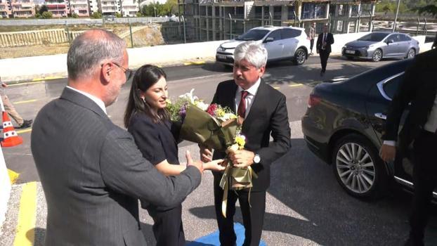 Sakarya valisi olarak atanan Rahmi Doğan görevine başladı