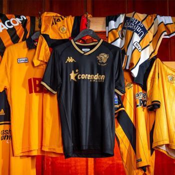 Hull City’nin 120. yılına özel forma