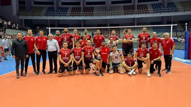 TSYD İzmir Voleybol Turnuvası’nın 10. kazananı Ziraat Bankkart