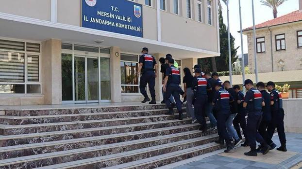 Mersin’de silah zoruyla 2 milyon liralık gaspa 2 tutuklama