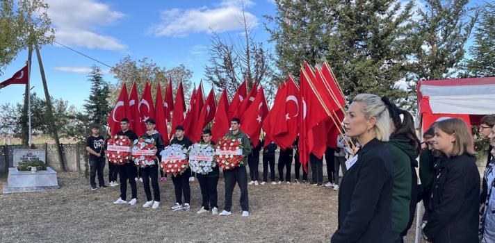 PKK'nın şehit ettiği öğretmen Uğur Gören anıldı