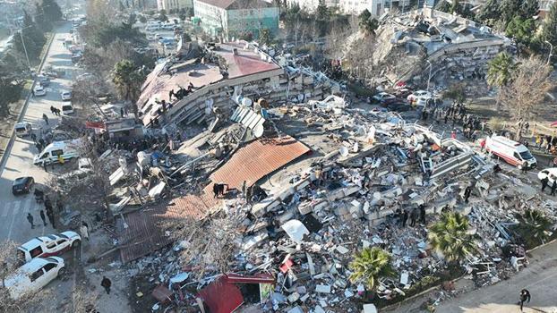 Asrın depreminde 69 kişinin öldüğü apartmanın davasında, sahte imza iddiası