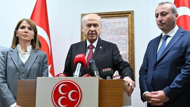 Bahçeli: Ellerini sıkmam, Türkiye partisi olmanın işareti olarak görülmelidir