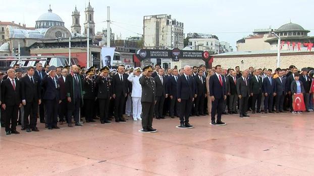 Taksim’de İstanbul'un düşman işgalinden kurtuluşunun 101. yıldönümü törenle kutlandı