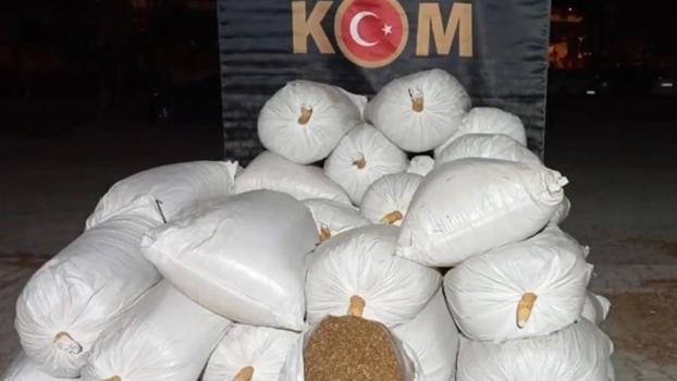 Kayseri'de 1 ton 760 kilo kaçak tütün ele geçirildi