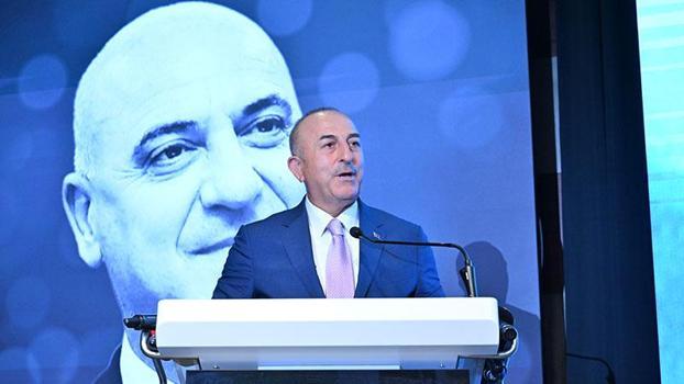 Mevlüt Çavuşoğlu: Siyasi partilerin arasında bir yumuşamanın olması ülkemiz hayrınadır