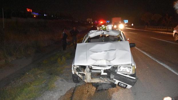 Kırıkkale'de emniyet şeridinde yürüyen kişi, otomobilin çarpmasıyla öldü