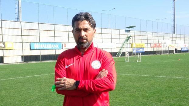 Çaykur Rizespor Teknik Direktörü İlhan Palut: Antalyaspor maçıyla tabiri caizse nefes aldık