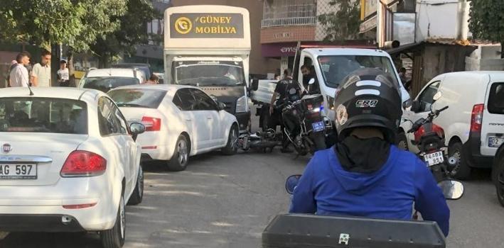 Polisin 'dur' ihtarına uymayan motosiklet sürücüsü, ehliyetsiz yakalandı