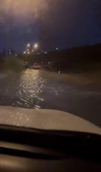 İstanbul-İstanbul'da sağanak etkili oldu; çok sayıda kaza meydana geldi