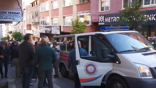 İstanbul-Şişli'de bazada sıkışarak hayatını kaybeden Burcu E. son yolculuğuna uğurlandı.