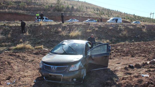 Aksaray'da otomobil, şarampole girdi; 5 yaralı