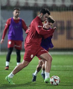 Galatasaray, Tottenham maçı hazırlıklarına başladı