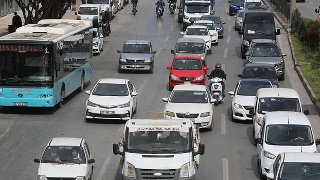 Motosiklet satışı, otomobili 'solladı'