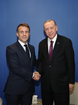 Cumhurbaşkanı Erdoğan, Fransız mevkidaşı Macron ile bir araya geldi