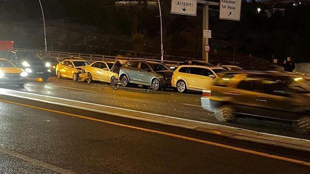 Ankara'da 8 aracın karıştığı zincirleme kaza: 2 yaralı