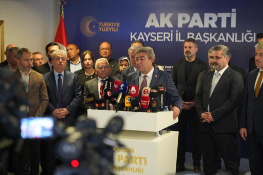 AK Parti’ye geçen Dursun Ataş:  Cumhurbaşkanımıza güç vermek için çalışmaya geldim