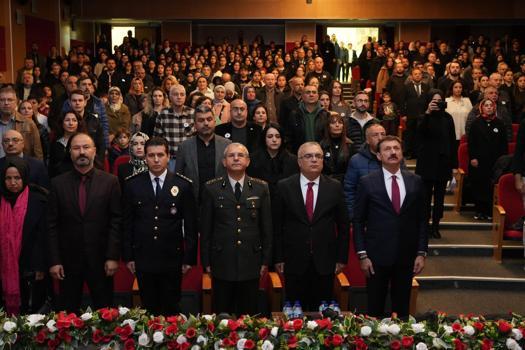 Gazi Mustafa Kemal Atatürk, Bahçelievler'de törenle anıldı