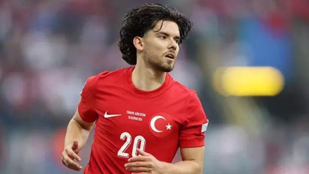 Milli futbolcu Ferdi Kadıoğlu aday kadrodan çıkarıldı