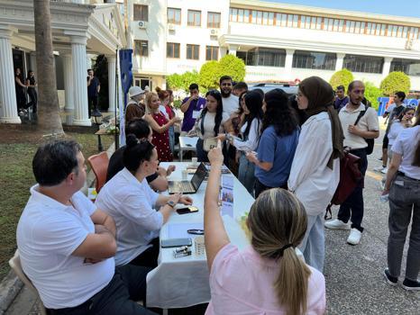 Kariyer Merkezi'nden üniversitelilere destek