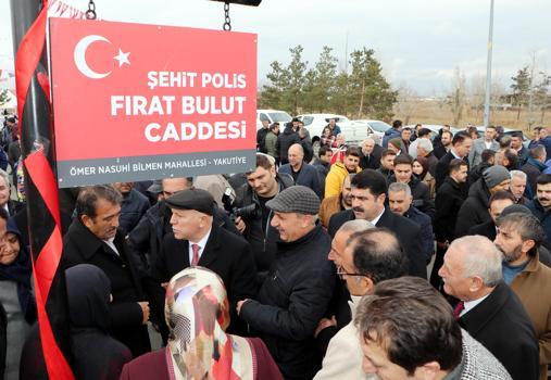 15 Temmuz şehidi polis memurunun ismi caddeye verildi