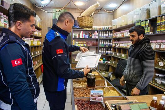 Seyhan'da ruhsat ve kaldırım işgali denetimi