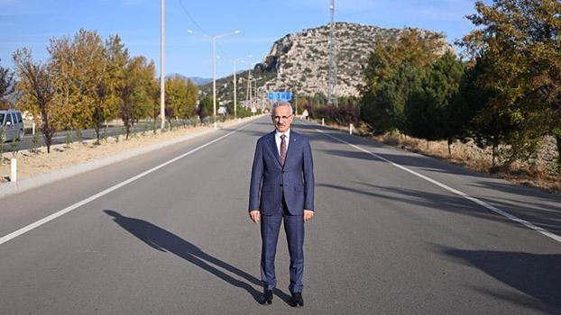 Bakan Uraloğlu: Antalya'da kavşak ve çevre yolu çalışmaları başlıyor