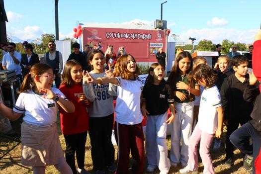 Antalya'nın ilk 'Çocuk Hakları Durağı' açıldı